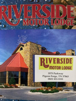 Гостиница Riverside Motor Lodge - Pigeon Forge  Пиджен Фордж